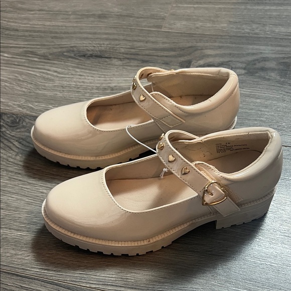 Self Esteem Cream Mary Jane Flats with Heart Accents - Picture 2 of 6